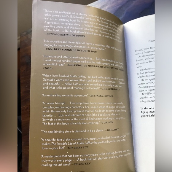 Invisible Life of Addie LaRue by V. E. Schwab Used Paperback Good Condition - Picture 6 of 9